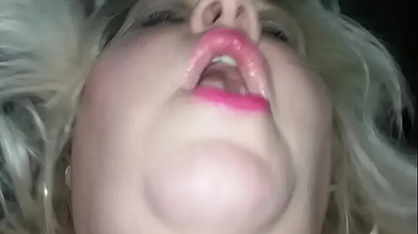 XXX Fat BBW Chubby Slut has Trembling shivering wiggling Orgasm during Gangbang Videolarım