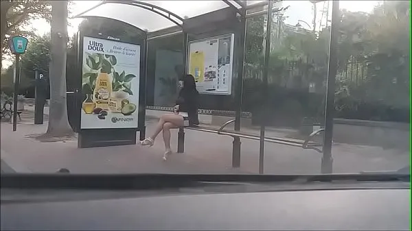 XXX bitch at a bus stop Saját videóim
