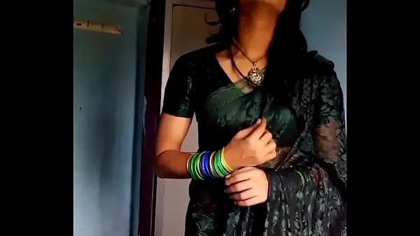 XXX Crossdresser in green saree मेरे वीडियो