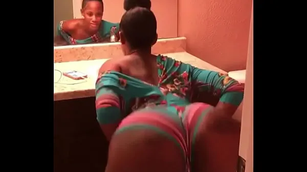 XXX sexy black girl twerking mine videoer