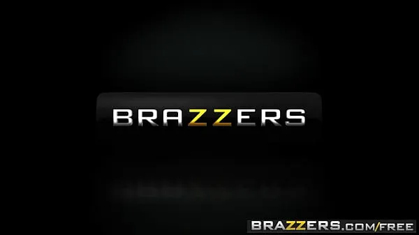 XXX Brazzers - Dirty Masseur - (Kendall Kayden, Jessy Jones) - Toeing The Line mijn video's