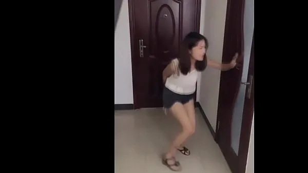 XXX China Girls Very Desperate to Peemeine Videos