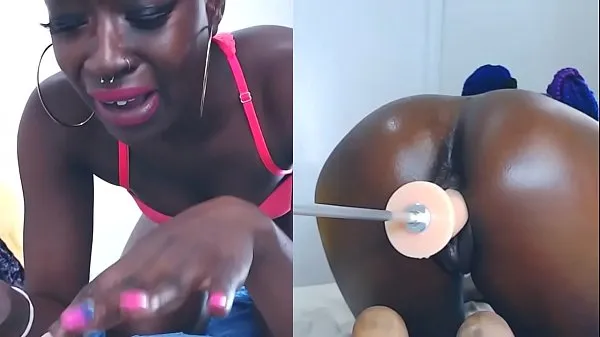 XXX Ebony cam girl squirts mijn video's