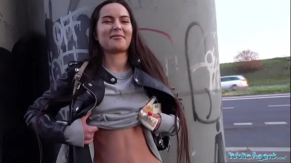 XXX Публичный агент Моника Браун выебана в ее узкую русскую киску на улице мои видео