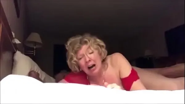 XXX Old couple gets down on it moje videá