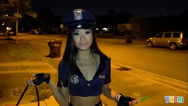 XXX YNGR - Asian Teen Vina Sky Fucked On Halloween omat videoni
