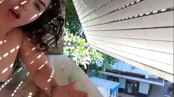 XXX Crazy girl giving my little holes in the window for all the hot neighbors want to fuck me too moje videá