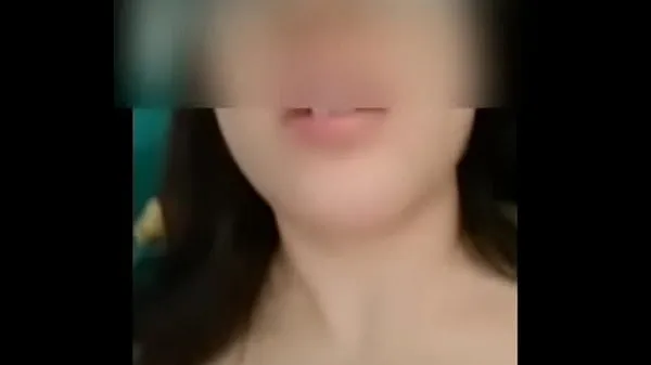 XXX My wife masturbates and sends me video วิดีโอของฉัน