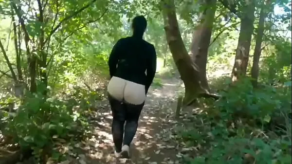 XXX Public Exhibitionist Big Butt Video saya