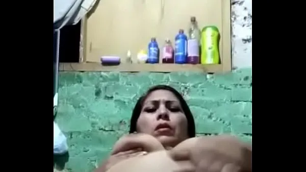 XXX My step aunt Susana sends me her masturbating video 我的视频
