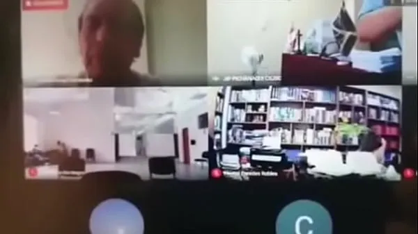 XXX LAWYER FORGETS TO TURN OFF HIS CAMERA AT THE FULL WORK VIA ZOOM mijn video's