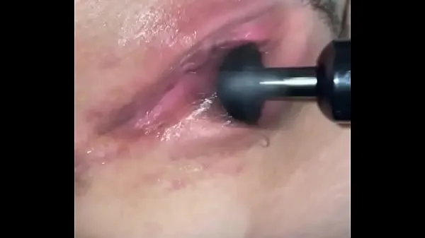 XXX Trying out our Theragun on my pink pussy mine videoer