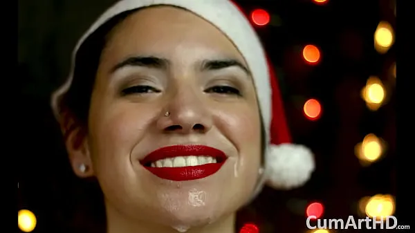 XXX Merry Christmas! Holiday blowjob and facial! Bonus photo session moji videoposnetki
