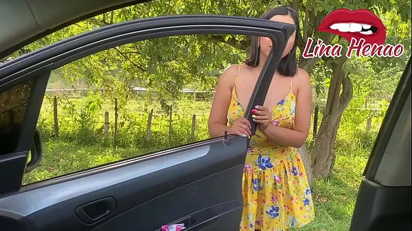 XXX I say that I don't have money to pay the driver with a blowjob and to be able to fuck him on the road - I love that they see my ass and tits on the street मेरे वीडियो