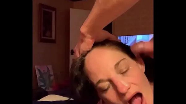 XXX Учительница получает двойной камшот на лицо от 18-летней мои видео