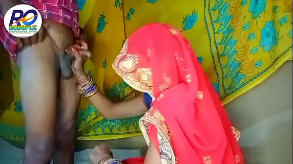 XXX Desi village bhabhi saree removing finger karke jordaar chudai my Videos