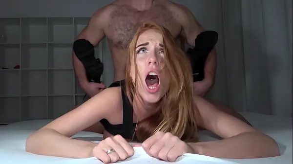 XXX SHE DIDN'T EXPECT THIS - Redhead College Babe DESTROYED By Big Cock Muscular Bull - HOLLY MOLLY mijn video's