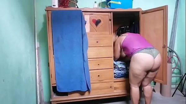 XXX I see my stepmom with that big ass that makes my dick stand up mine videoer