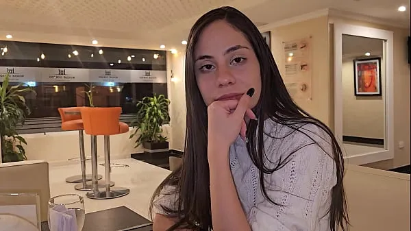 XXX I meet an old friend at a hotel and she invites me to her roommeine Videos